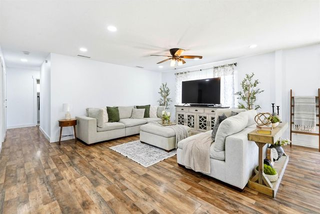 10720 Zueger Ct, Rancho Cordova, CA 95670