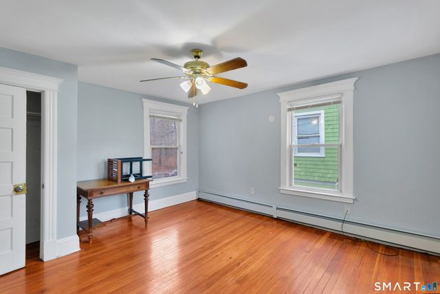 382 Vine Street, Hartford, CT 06112