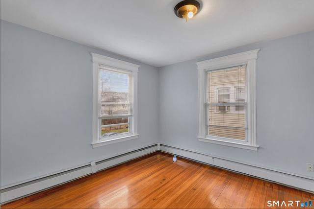 382 Vine Street, Hartford, CT 06112