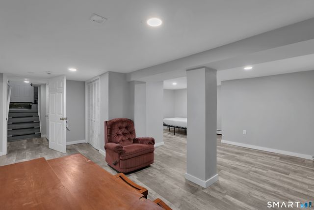 382 Vine Street, Hartford, CT 06112