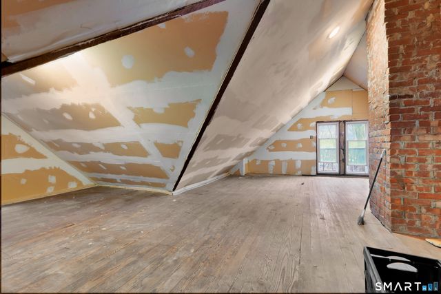 382 Vine Street, Hartford, CT 06112