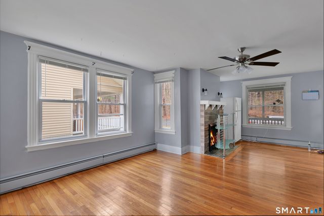 382 Vine Street, Hartford, CT 06112