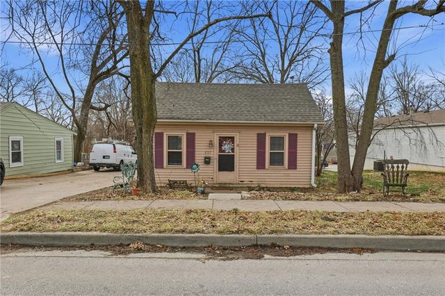 537 E Mill Street, Liberty, MO 64048