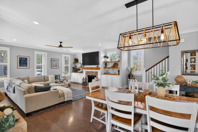 706 Kent Street, Mount Pleasant, SC 29464