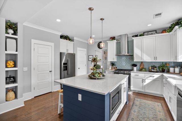 706 Kent Street, Mount Pleasant, SC 29464