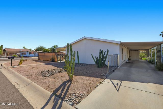 1355 W 4TH Avenue, Apache Junction, AZ 85120