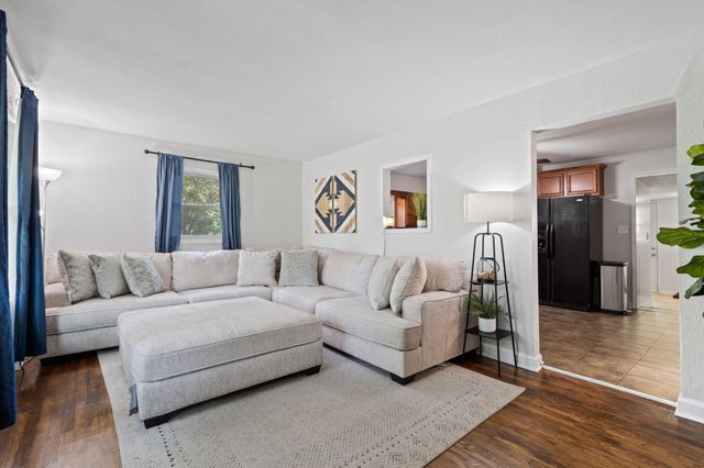 612 PENNANT ST, Columbia, MO 65203