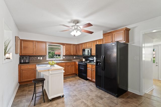 612 PENNANT ST, Columbia, MO 65203