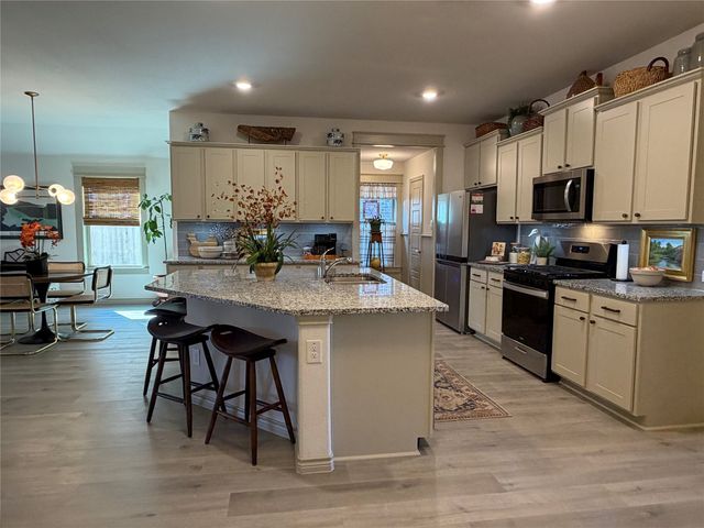 2204 Kansas Street, Royse City, TX 75189