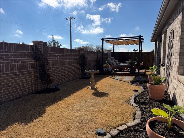 2204 Kansas Street, Royse City, TX 75189