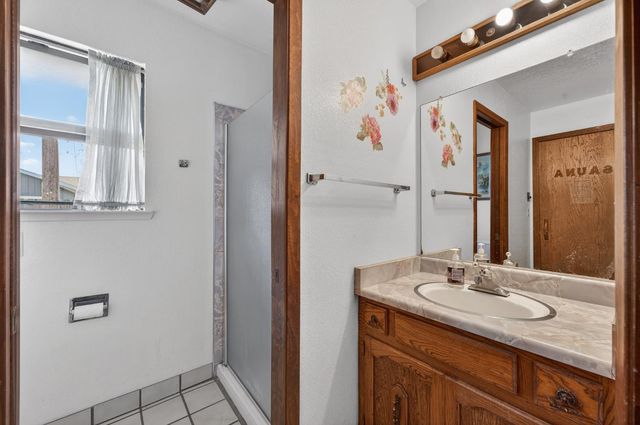 500 Ohlson St, Yuba City, CA 95991