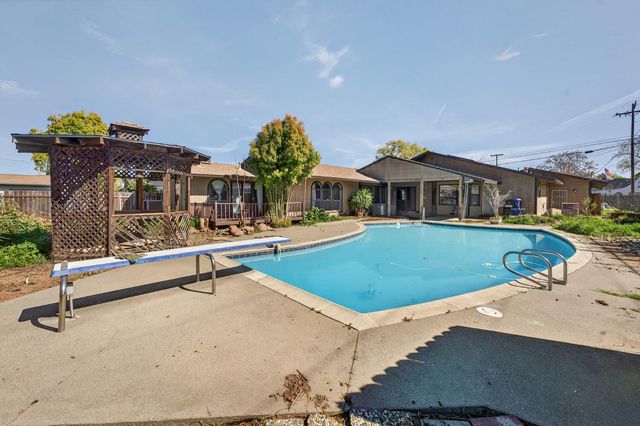 500 Ohlson St, Yuba City, CA 95991