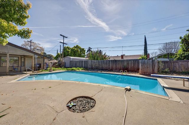 500 Ohlson St, Yuba City, CA 95991