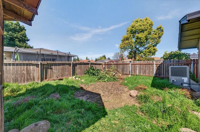 500 Ohlson St, Yuba City, CA 95991