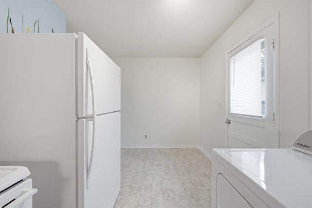 6654 N Longmont St, Park City, KS 67219
