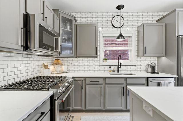 53 E Prescott Street, Columbus, OH 43215