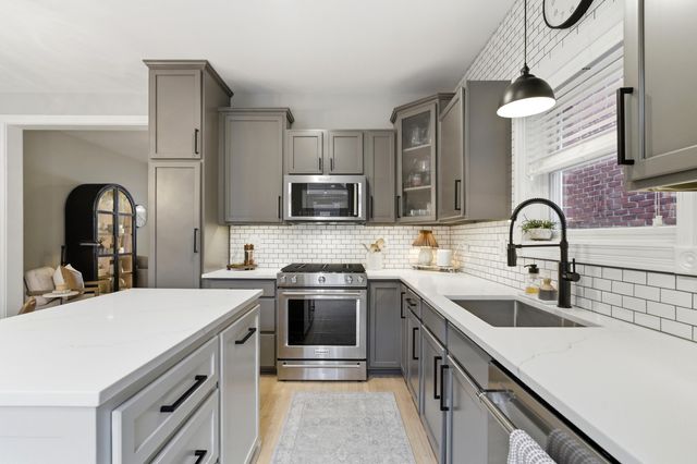 53 E Prescott Street, Columbus, OH 43215