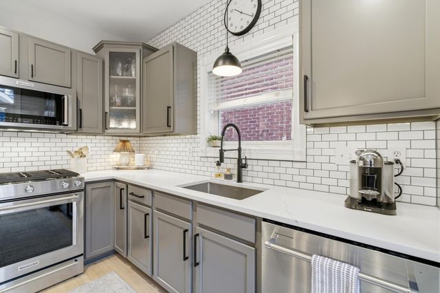 53 E Prescott Street, Columbus, OH 43215