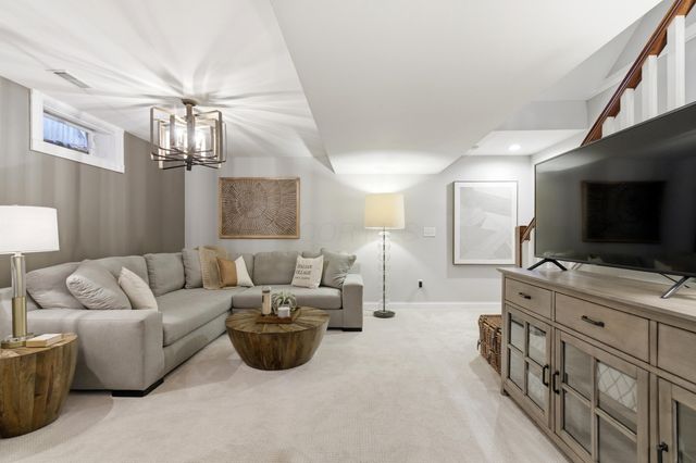 53 E Prescott Street, Columbus, OH 43215