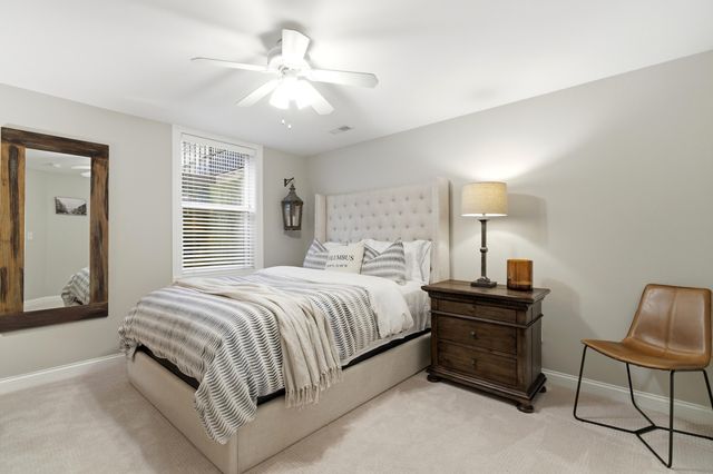 53 E Prescott Street, Columbus, OH 43215