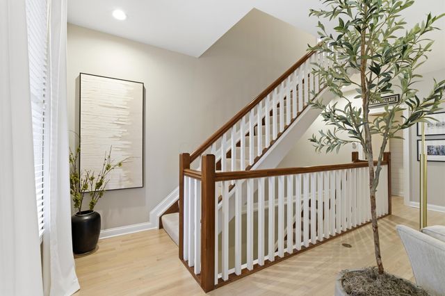 53 E Prescott Street, Columbus, OH 43215