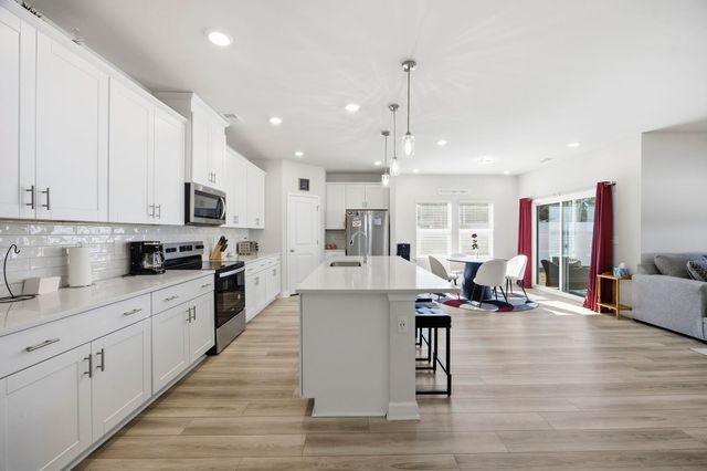 964 Maya Layne Dr., Little River, SC 29566