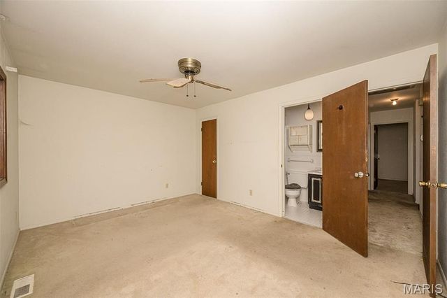 3705 Seville Drive, Florissant, MO 63033