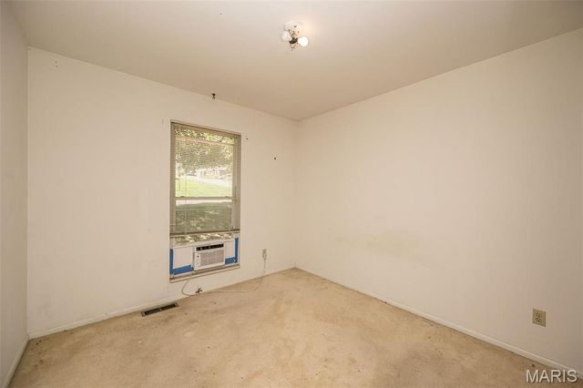 3705 Seville Drive, Florissant, MO 63033