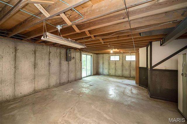 3705 Seville Drive, Florissant, MO 63033