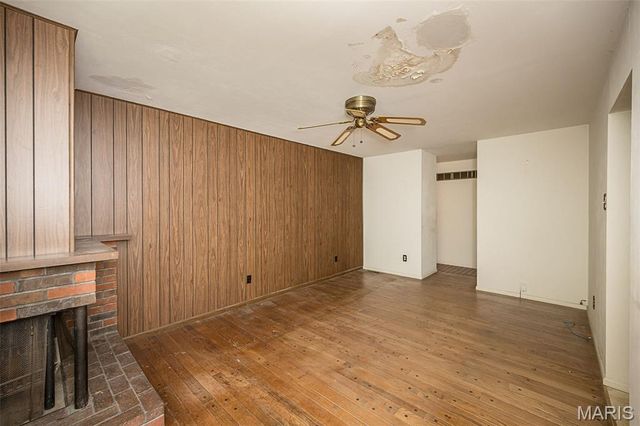 3705 Seville Drive, Florissant, MO 63033