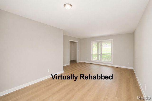 3705 Seville Drive, Florissant, MO 63033