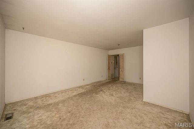 3705 Seville Drive, Florissant, MO 63033