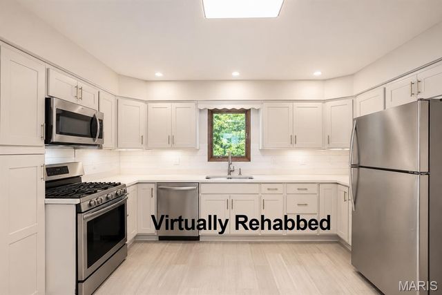 3705 Seville Drive, Florissant, MO 63033
