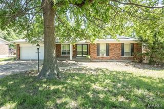 3705 Seville Drive, Florissant, MO 63033