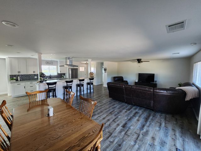 25386 78 Avenue, Terra Bella, CA 93270