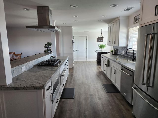 25386 78 Avenue, Terra Bella, CA 93270