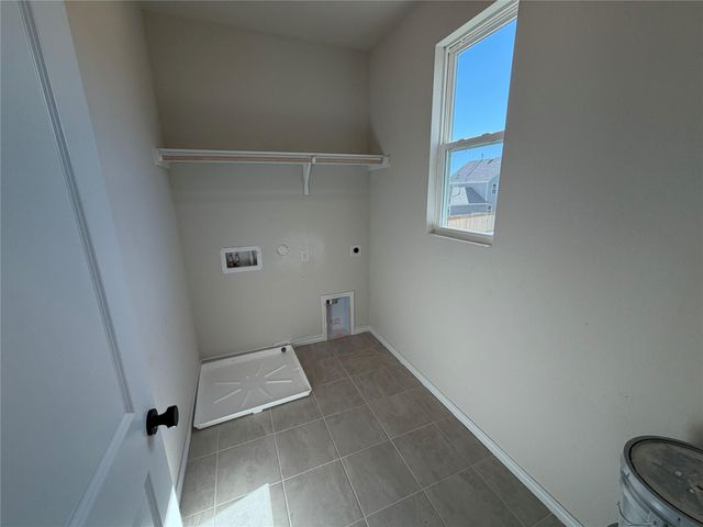 225 Leeland DR, Liberty Hill, TX 78642