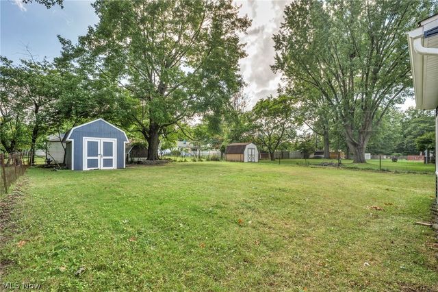 9019 Newkirk Drive, Parma Heights, OH 44130