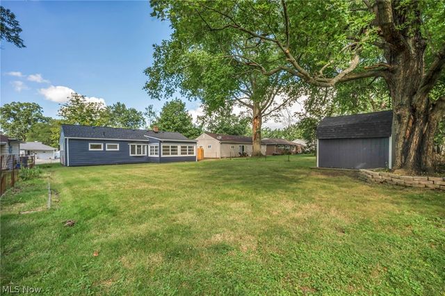 9019 Newkirk Drive, Parma Heights, OH 44130
