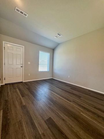 1402 S Pampas Street, Siloam Springs, AR 72761