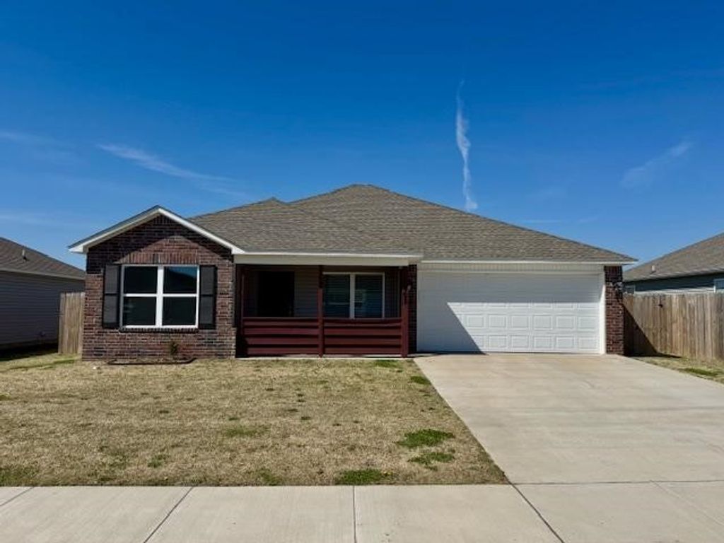 1402 S Pampas Street, Siloam Springs, AR 72761