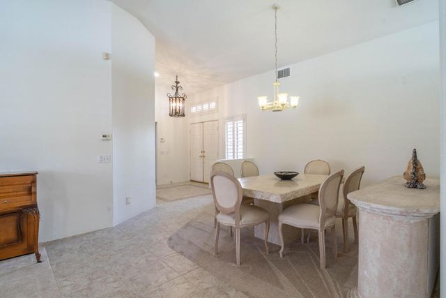 40622 Cabana Court, Palm Desert, CA 92260