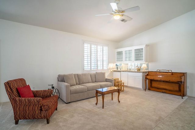 40622 Cabana Court, Palm Desert, CA 92260