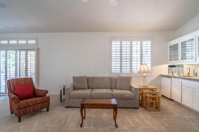 40622 Cabana Court, Palm Desert, CA 92260