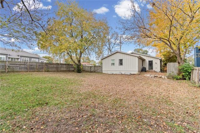 401 NE 88th Street, Kansas City, MO 64155