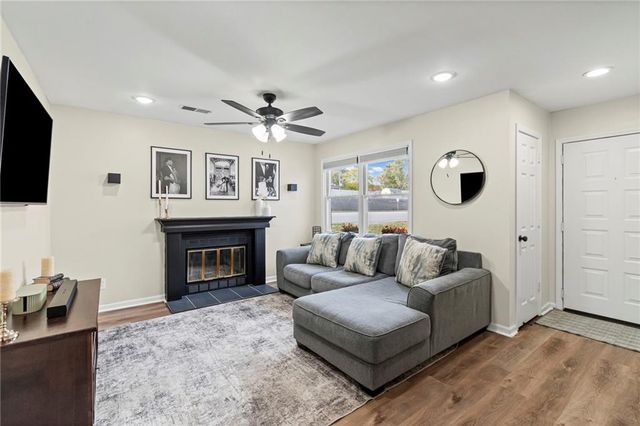 401 NE 88th Street, Kansas City, MO 64155