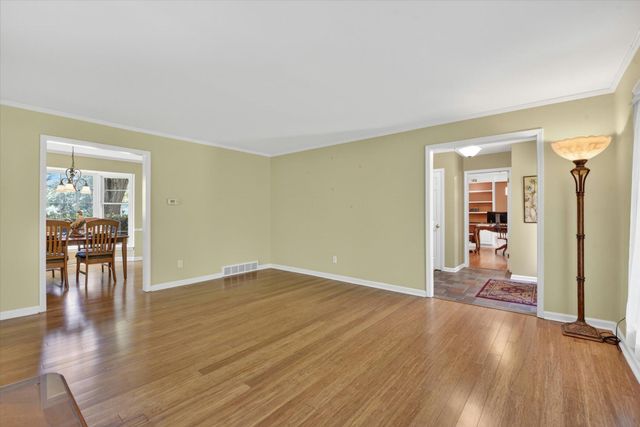 48377 Gyde Road, Canton, MI 48187