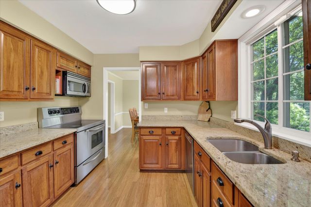 48377 Gyde Road, Canton, MI 48187