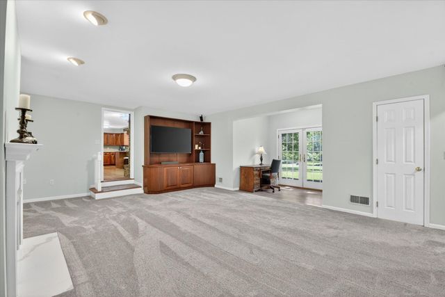 48377 Gyde Road, Canton, MI 48187