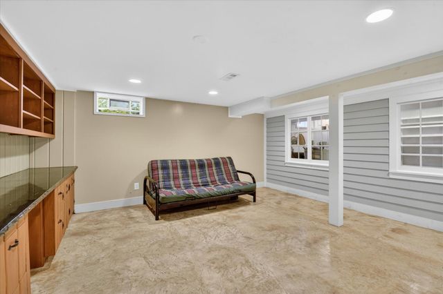 48377 Gyde Road, Canton, MI 48187